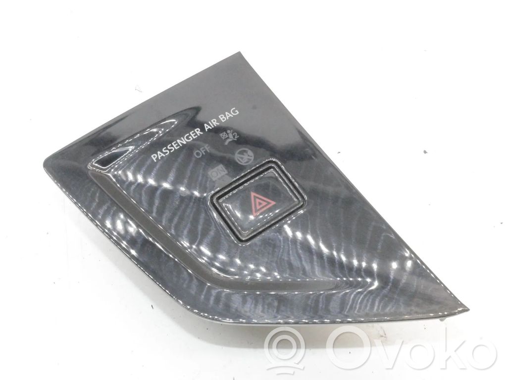 Comutator lumini pericol   2G2919225