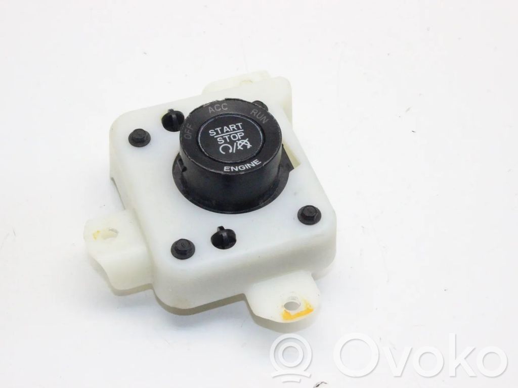 Jeep Cherokee KL Interruptor de encendido/apagado del motor 