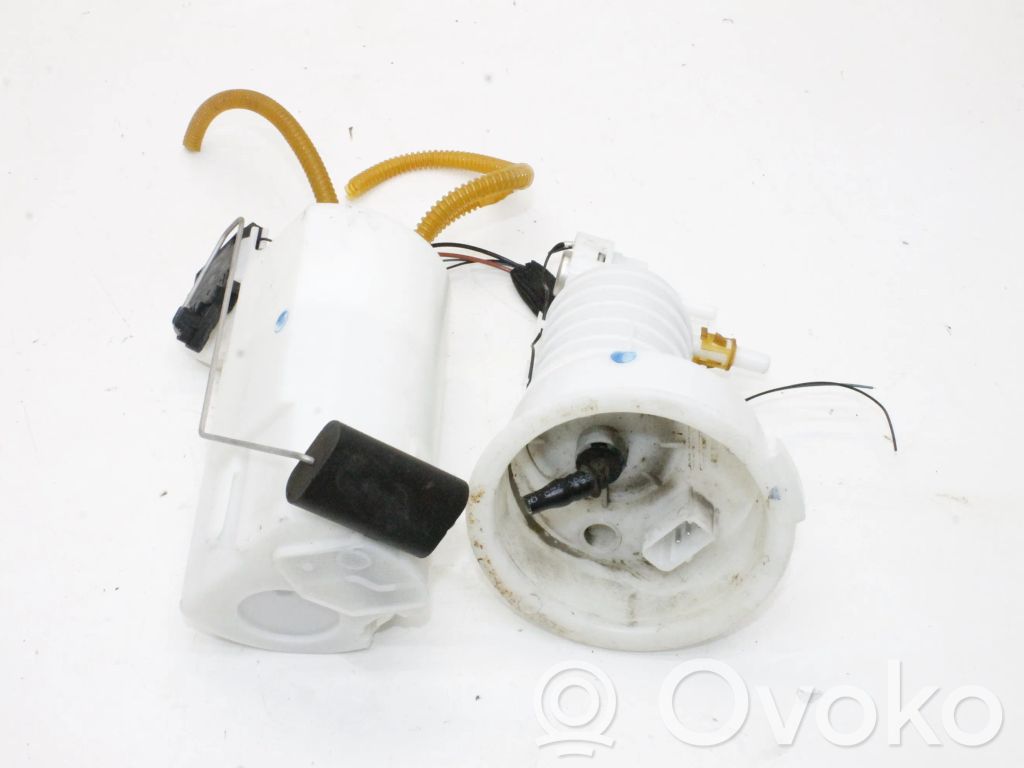 BMW Z4 E89 Bomba interna de combustible 