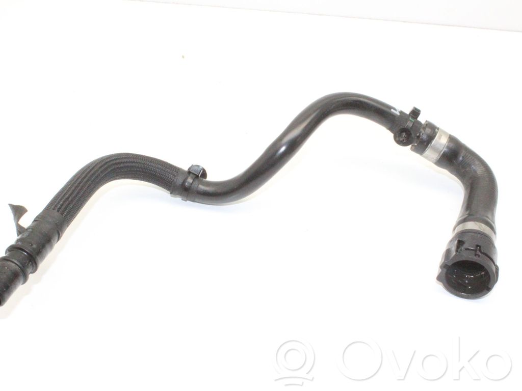 Jaguar I-Pace Engine coolant pipe/hose 