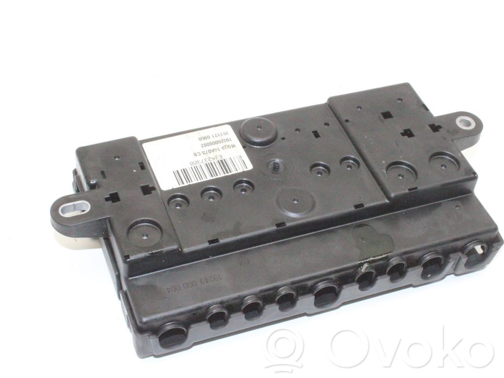 Jaguar I-Pace Fuse module 