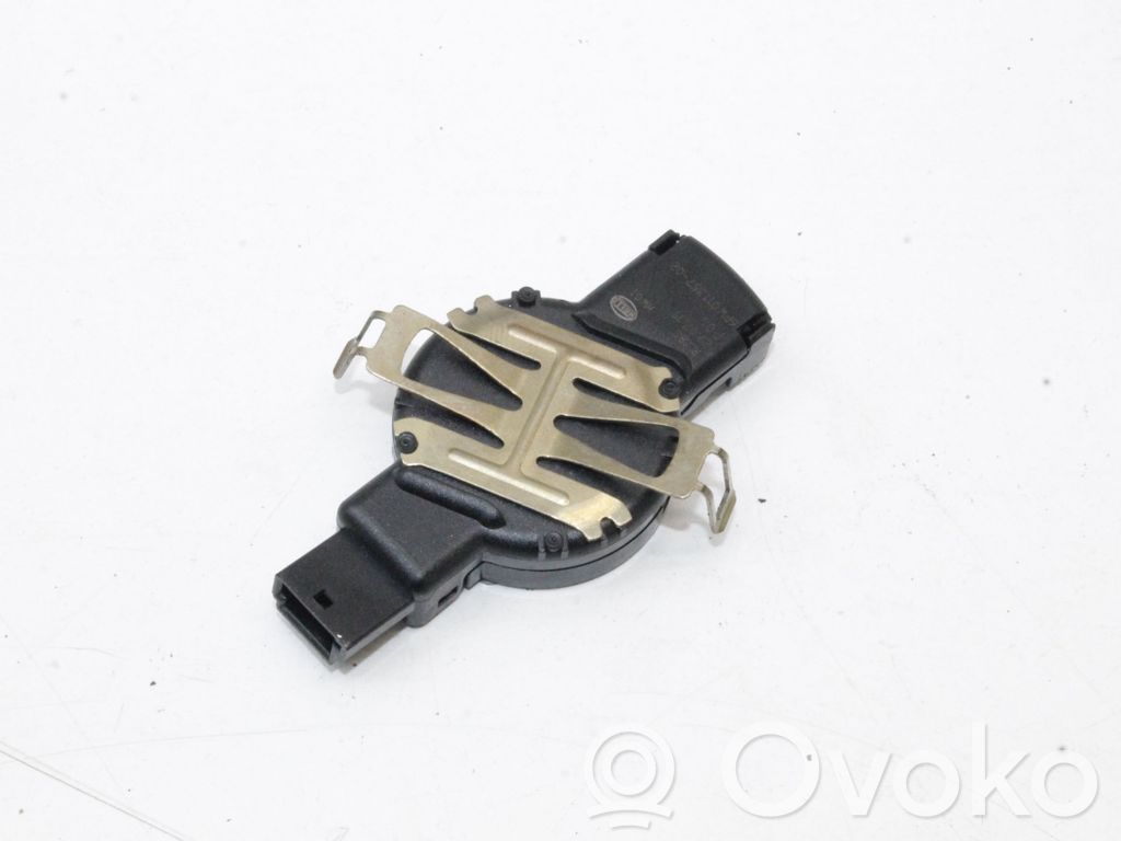 Tesla Model S Rain sensor 