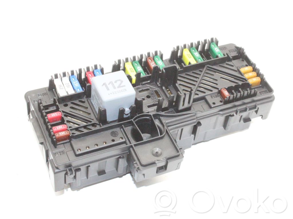 Mercedes-Benz EQS V297 Boîte à fusibles