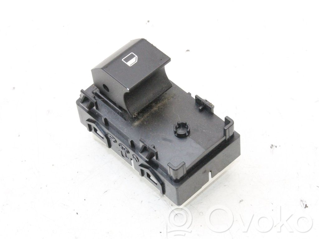 Interruptor del elevalunas eléctrico   93581CV000