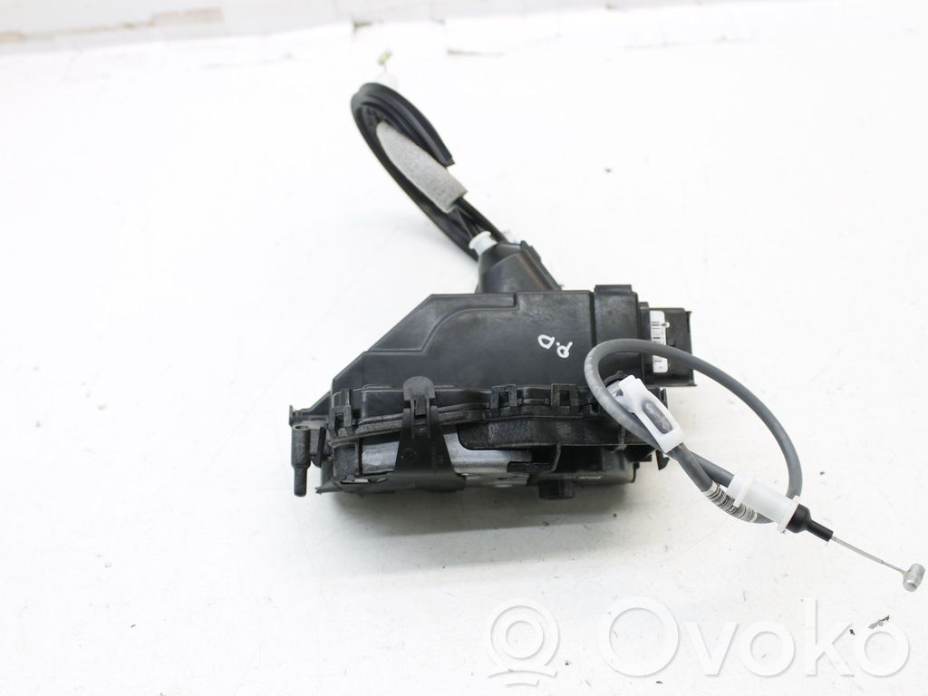 Opel Combo E Front door lock 