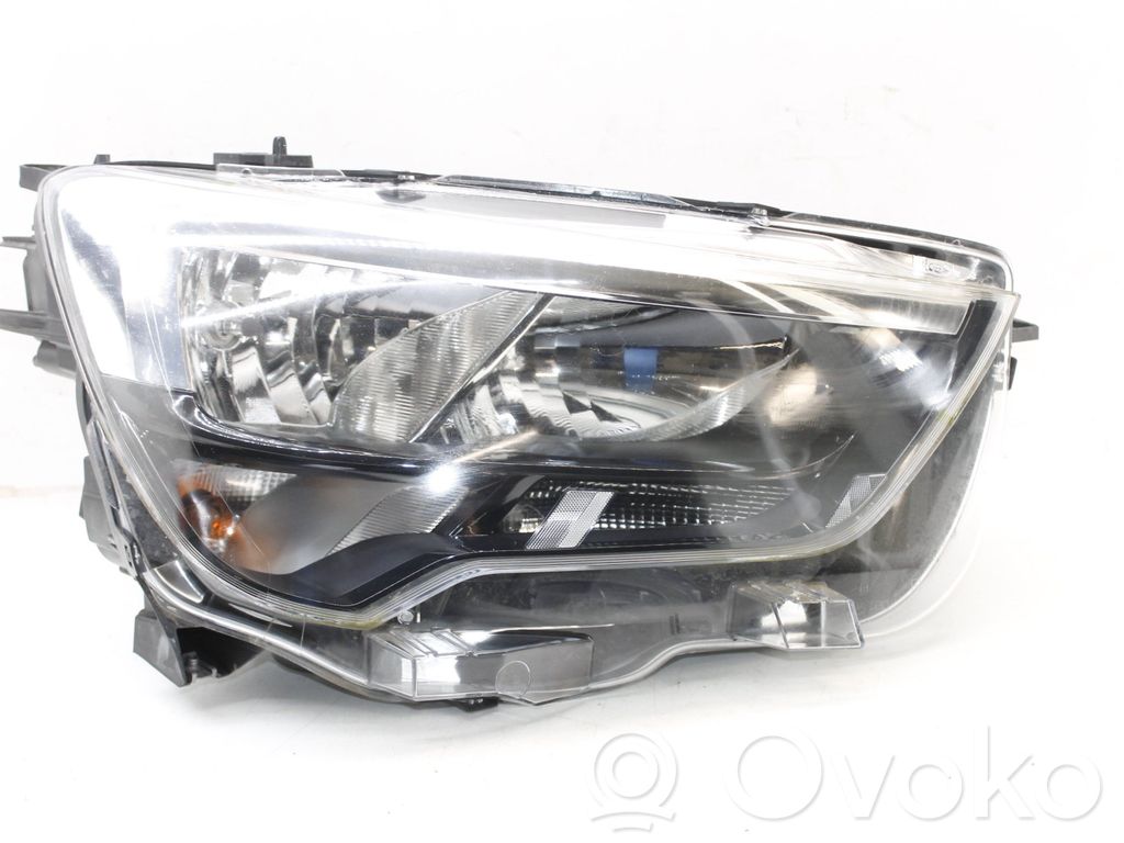 Opel Combo E Scheinwerfer 