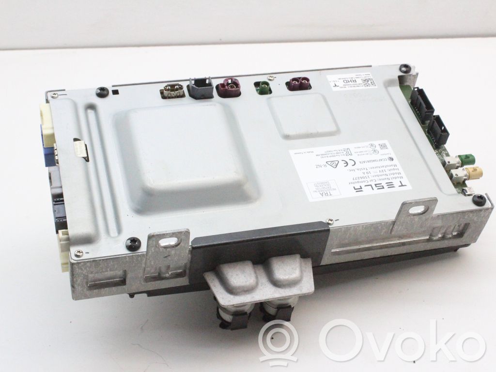 Tesla Model 3 Other devices 