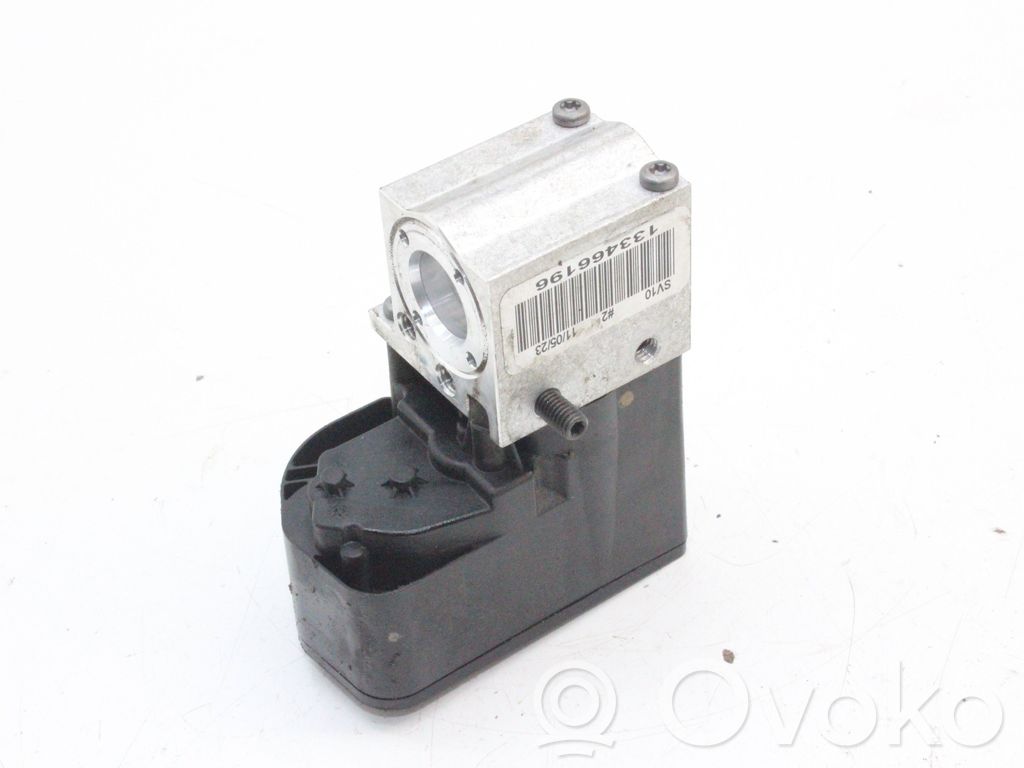 Ilmastointilaitteen laajennusventtiili (A/C)   4M0816702A