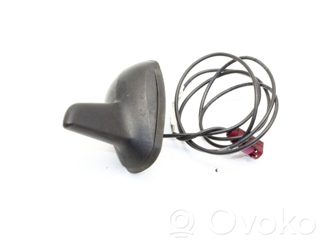 GPS-pystyantenni   A2049055904