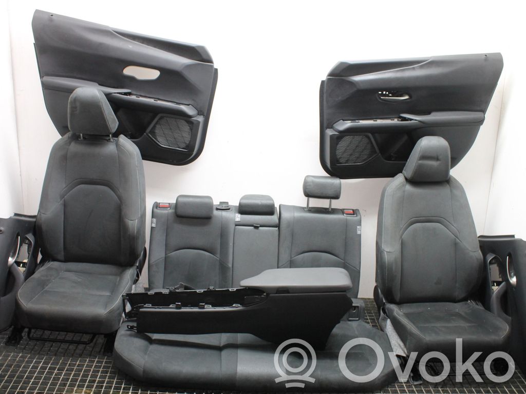 Interior set