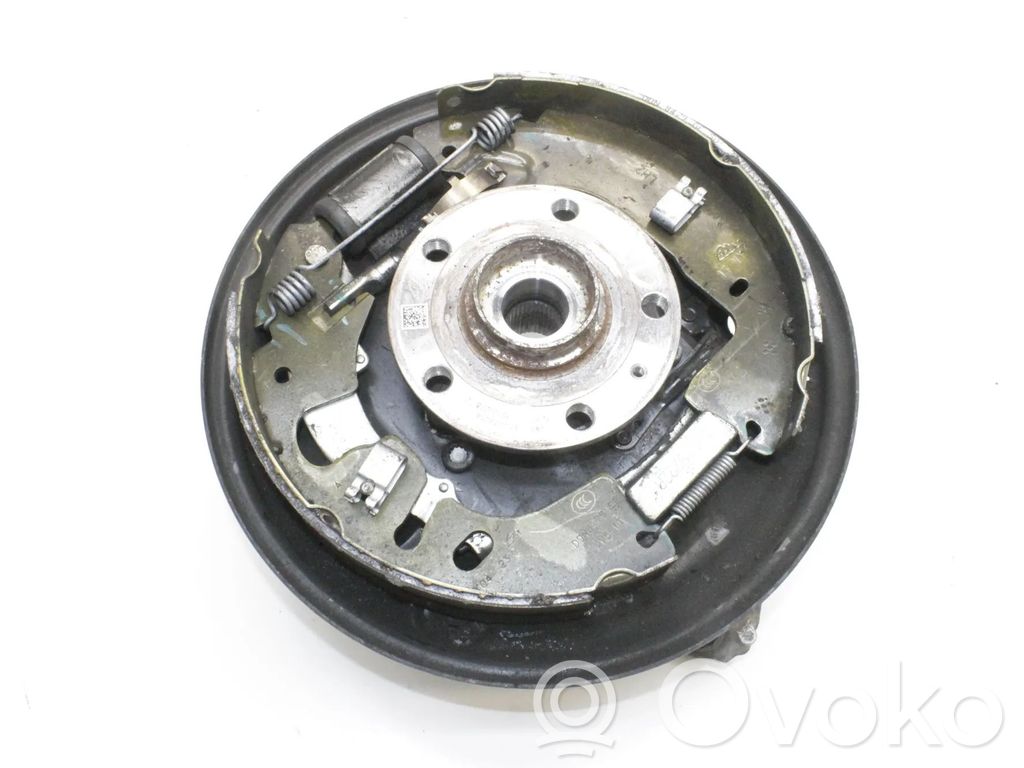 Cubo de rueda trasera   1EA505433N