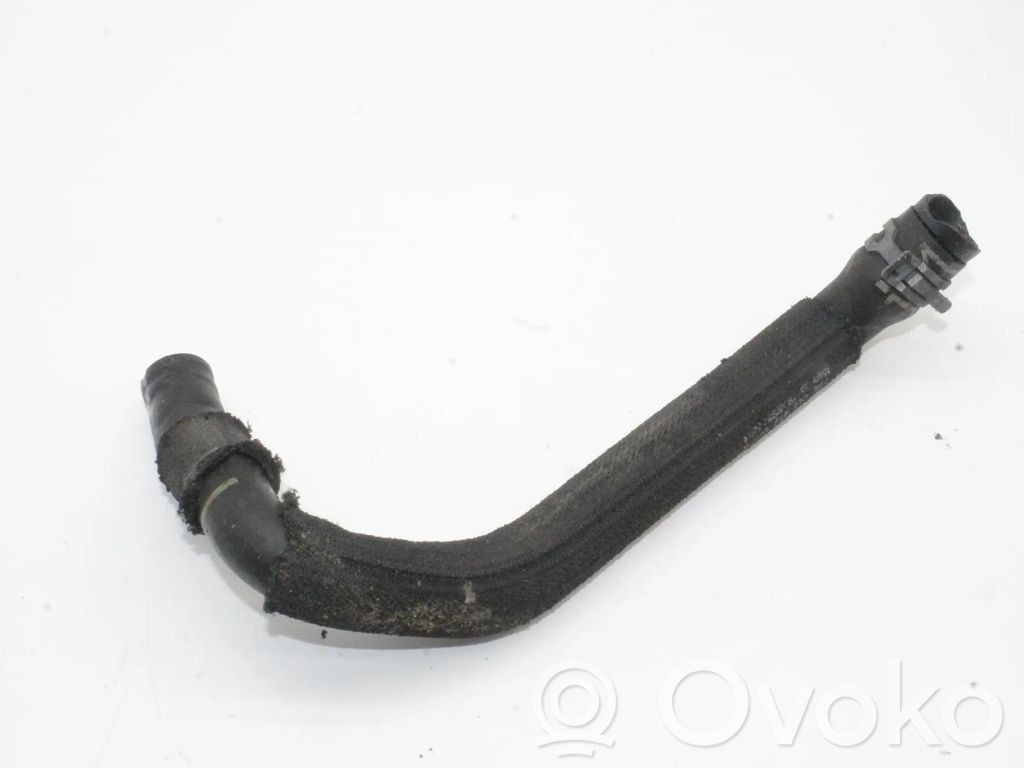 Audi e-tron Engine coolant pipe/hose 