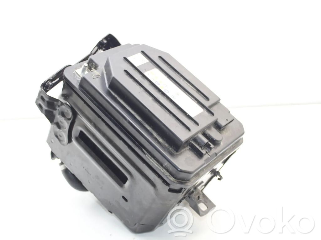 BMW 4 G22 G23 G24 G26 Akumulators 
