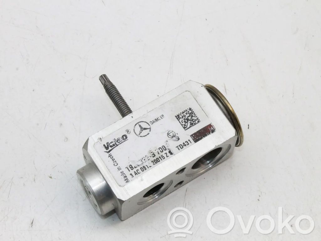 Mercedes-Benz C W205 Valvola ad espansione dell’aria condizionata (A/C)