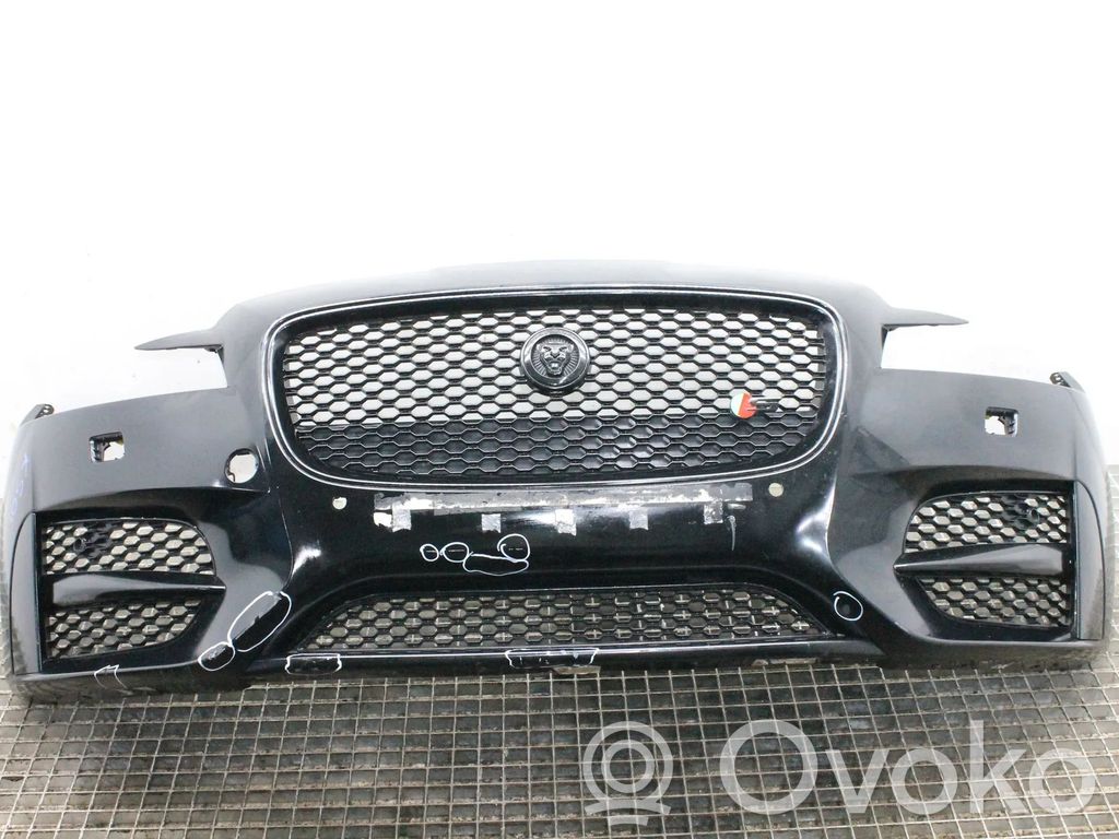 Jaguar XF X260 Paraurti anteriore 