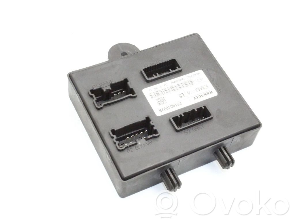 Renault Clio IV Current control relay 