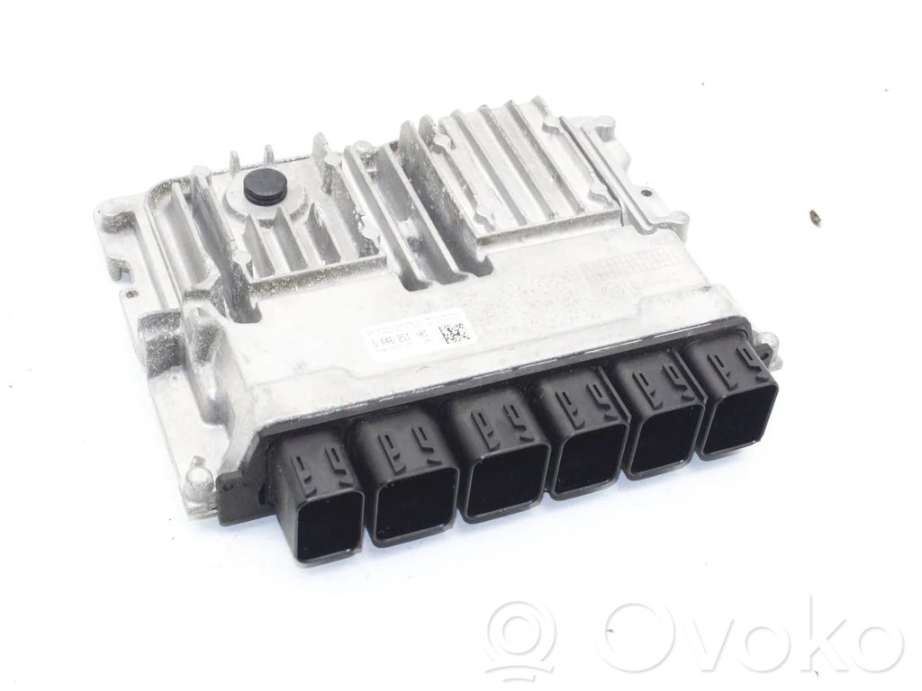BMW 3 G20 G21 Engine control unit/module 