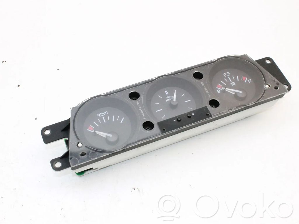 Jaguar XK8 - XKR Reloj 
