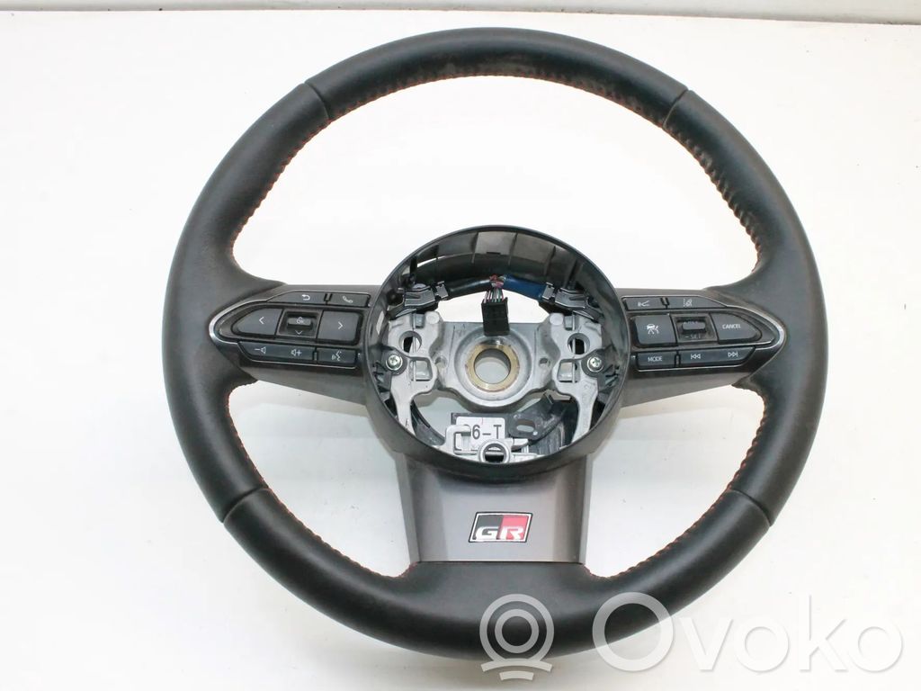 Toyota Yaris XP210 Volante 