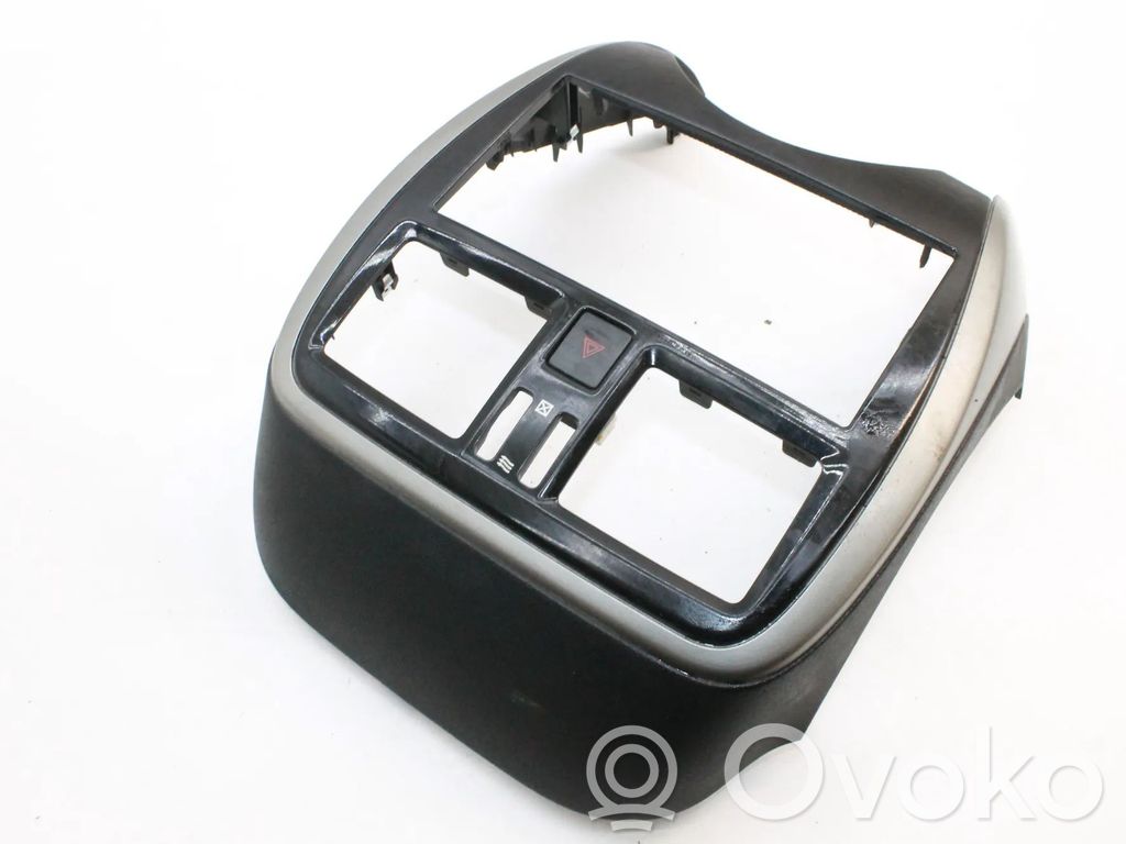 Nissan Micra Moldura de la guantera 
