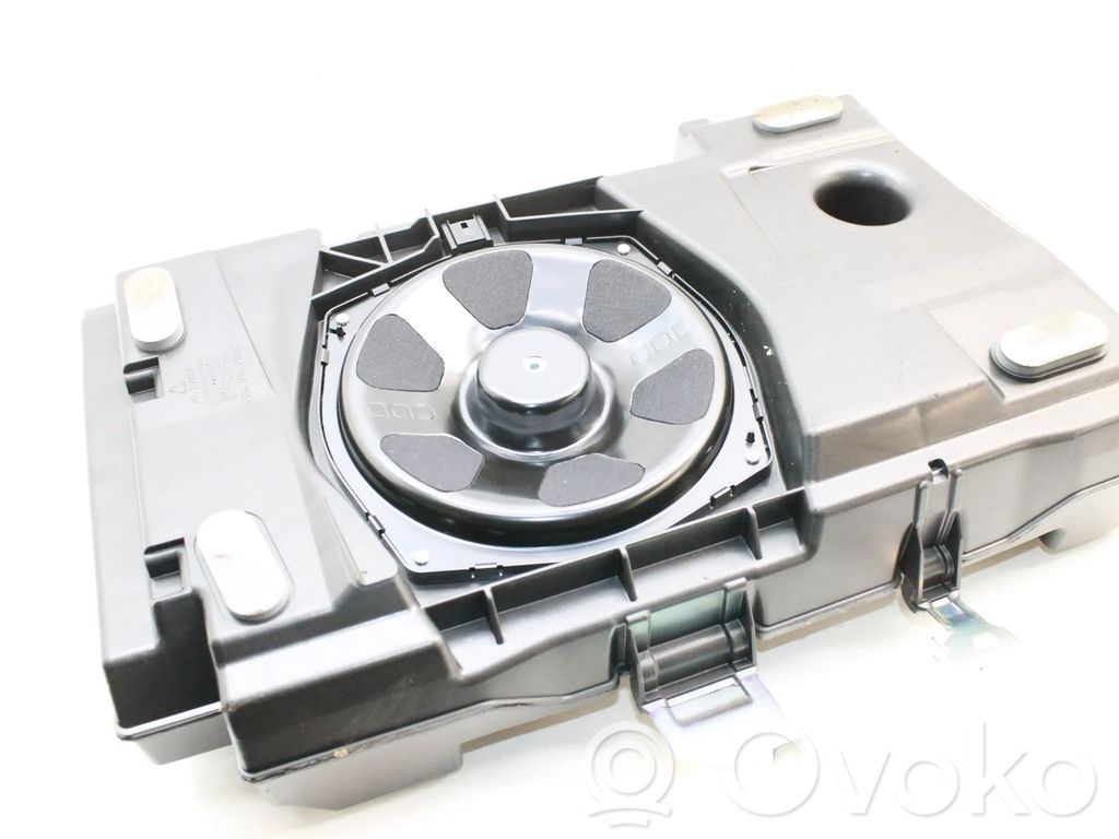 Subwoofer   BJ3218808EB