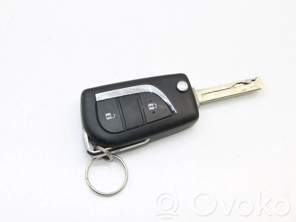 Toyota Yaris XP210 Tarjeta/llave de arranque 