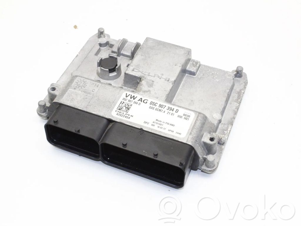 Unidad de control/módulo del motor   05C907394D