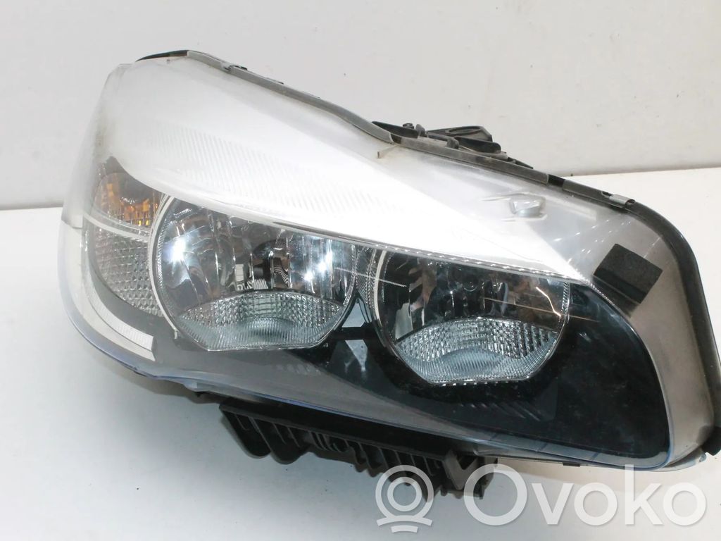 BMW 2 F46 Scheinwerfer 