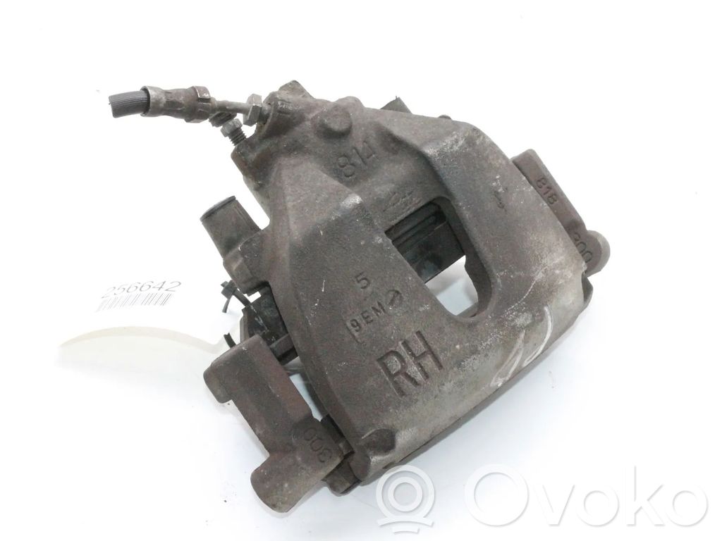 Caliper de freno delantero