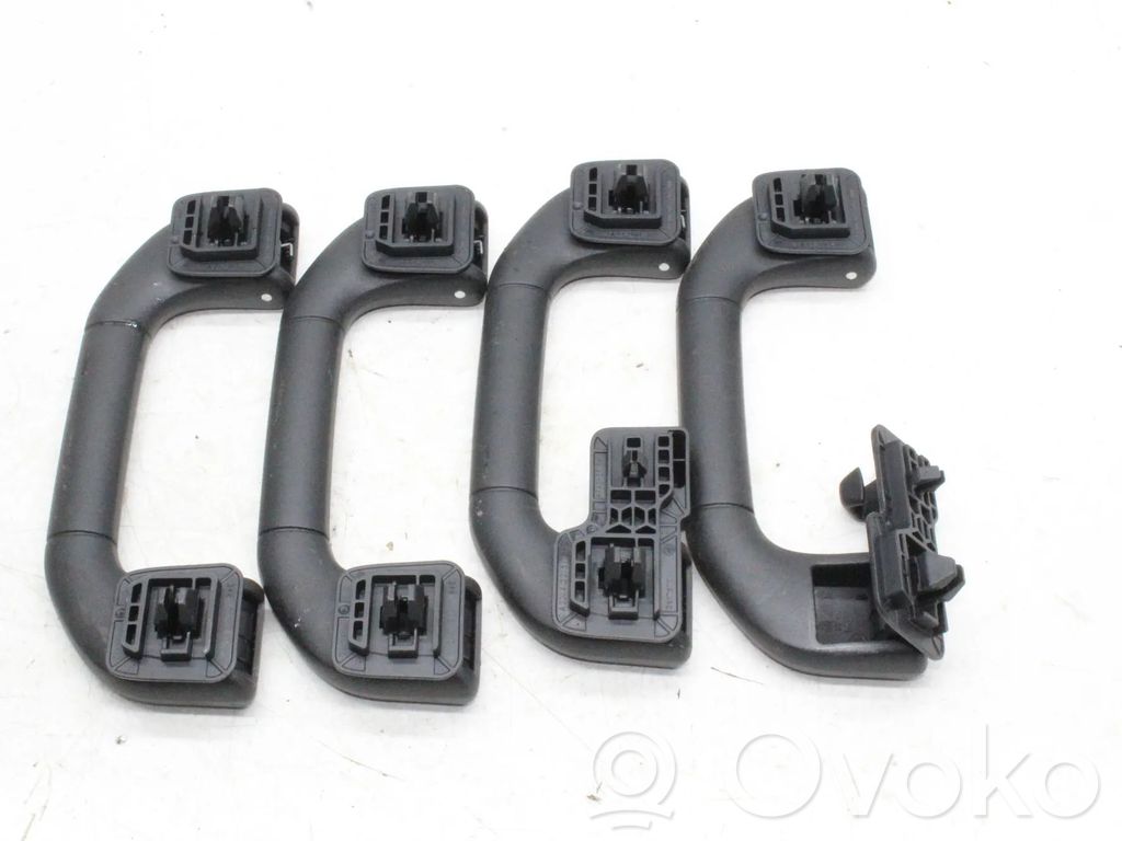 Mercedes-Benz E W212 Un set di maniglie per il soffitto