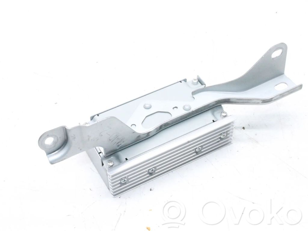 Lexus IS III XE30 Amplificatore antenna