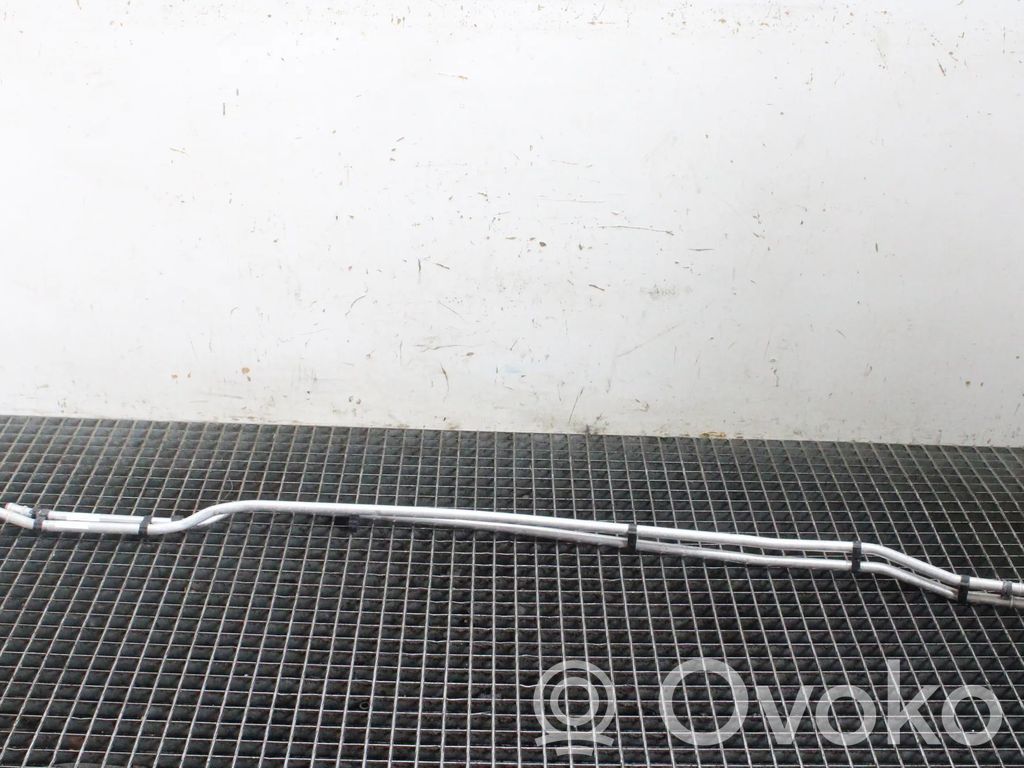 MG MG4 ev Moottorin vesijäähdytyksen putki/letku
