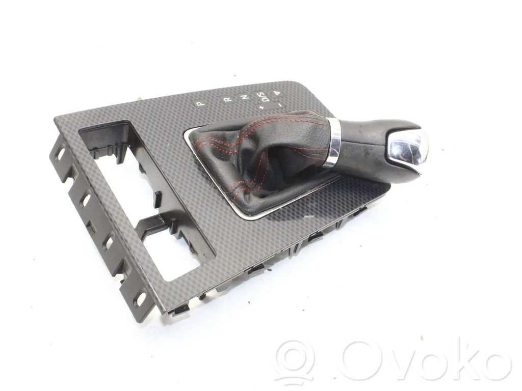 Skoda Octavia Mk3 (5E) Rivestimento in plastica cornice della leva del cambio