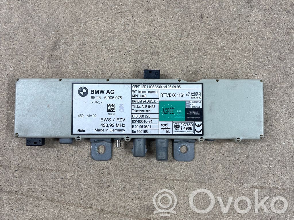 BMW 5 E39 Antenos stiprintuvas 