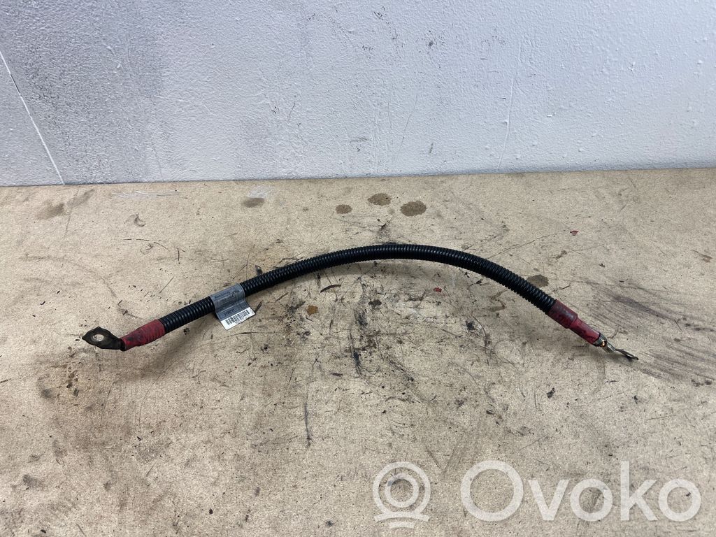 BMW 5 E39 Cablu cu bornă pozitivă (baterie) 