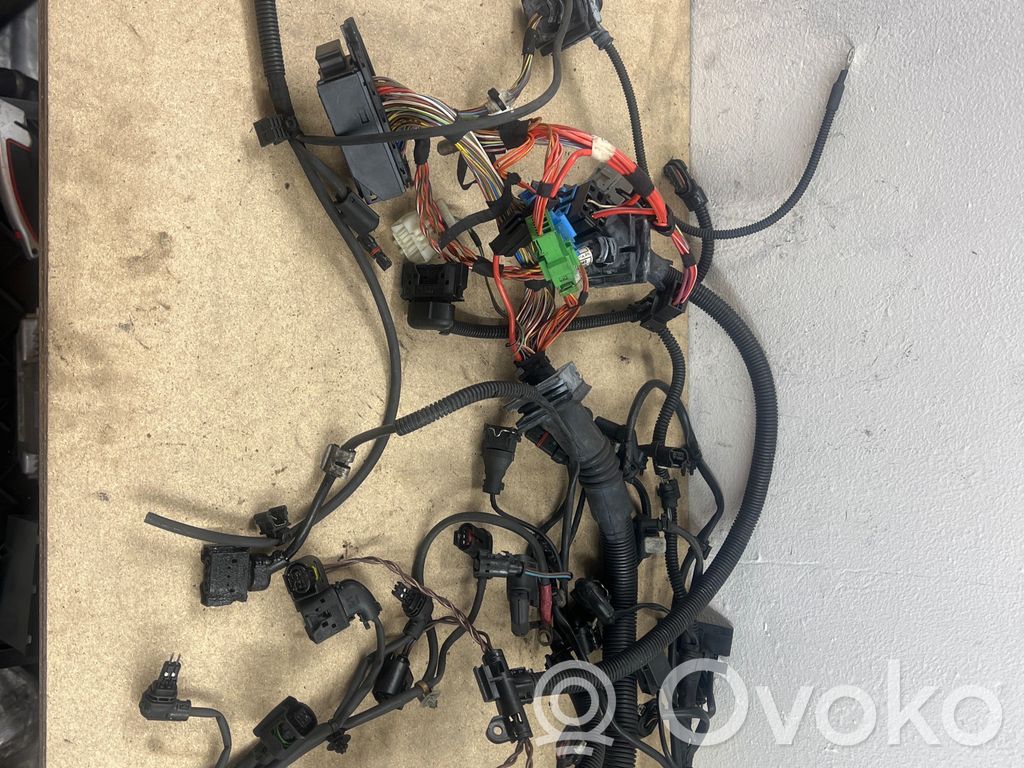 BMW 3 E90 E91 Engine installation wiring loom 