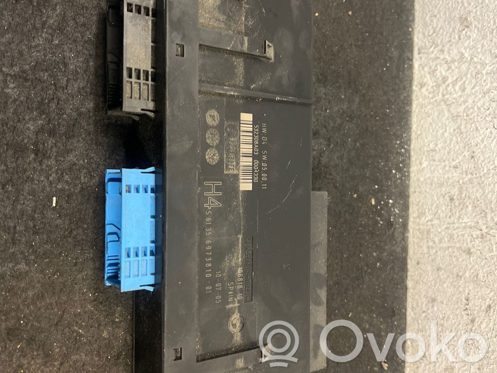 BMW 3 E90 E91 Komforto modulis 