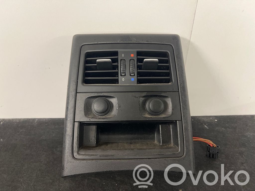 BMW 3 E90 E91 Centrinė konsolė 