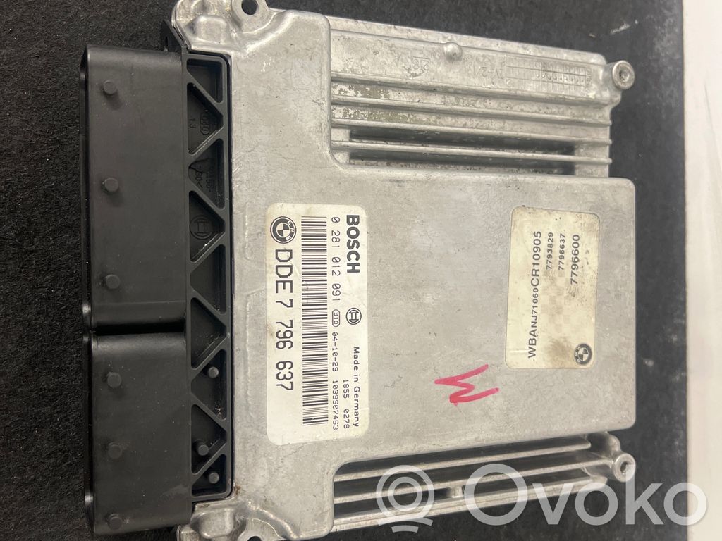 BMW 5 E60 E61 Engine control unit/module 