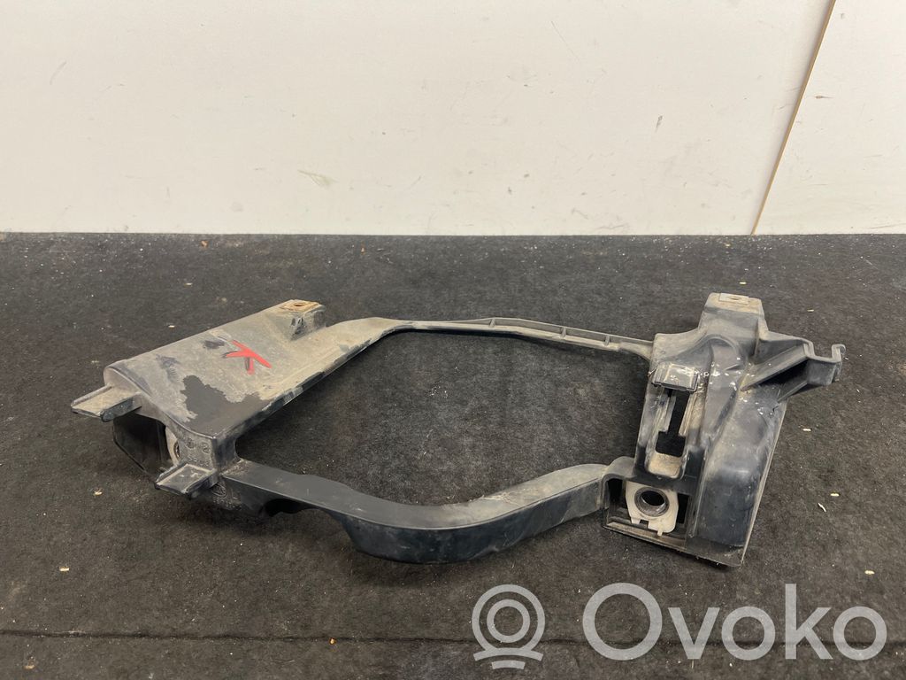 Headlight/headlamp mounting bracket   15873700