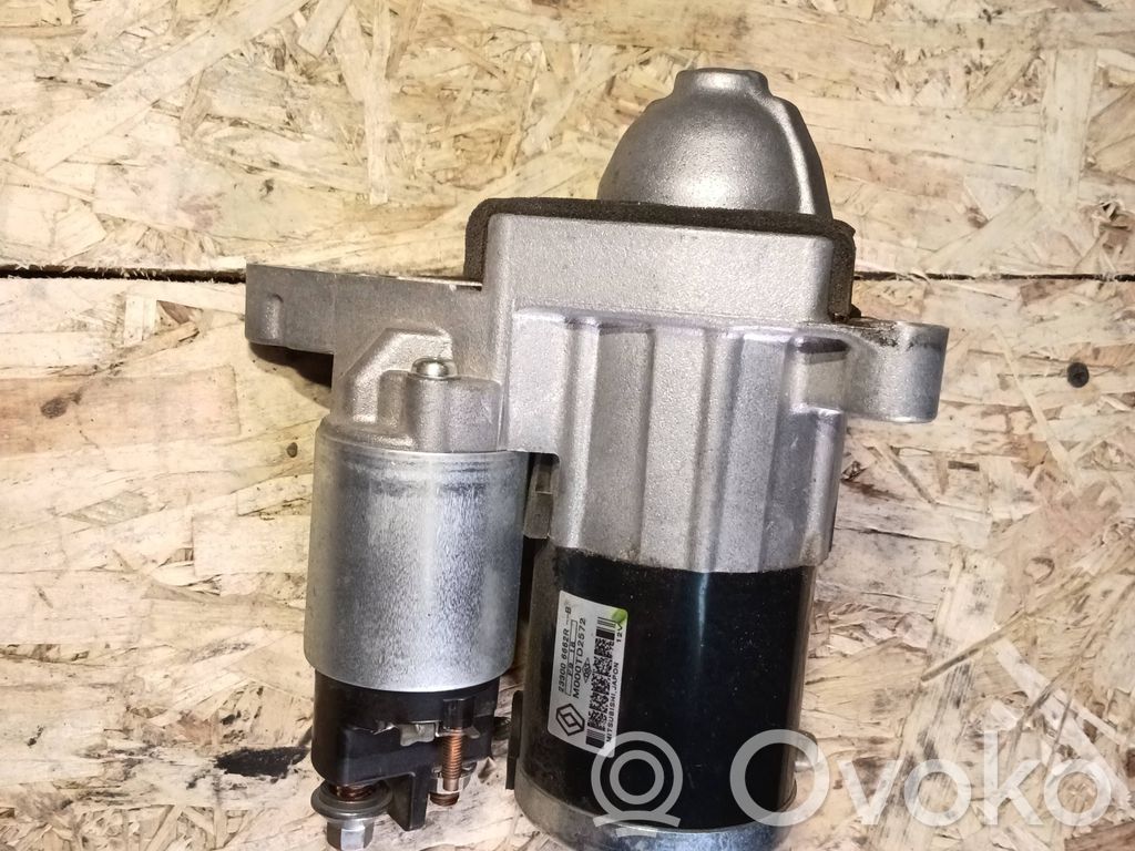 Motor de arranque   233006662R,M000TD2572,F918