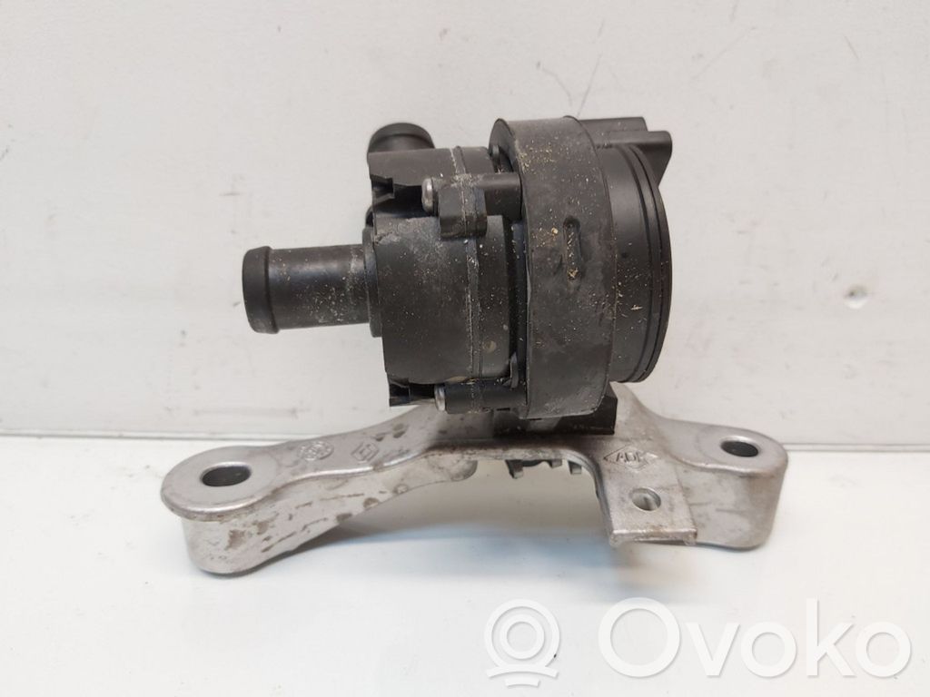 Nissan Qashqai Electric auxiliary coolant/water pump 