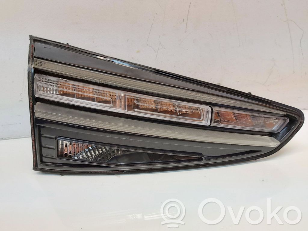 Hyundai Tucson TL Takaluukun takavalot 