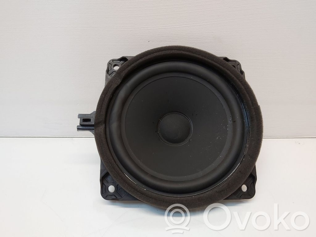 Hyundai i40 Altavoz subwoofer 
