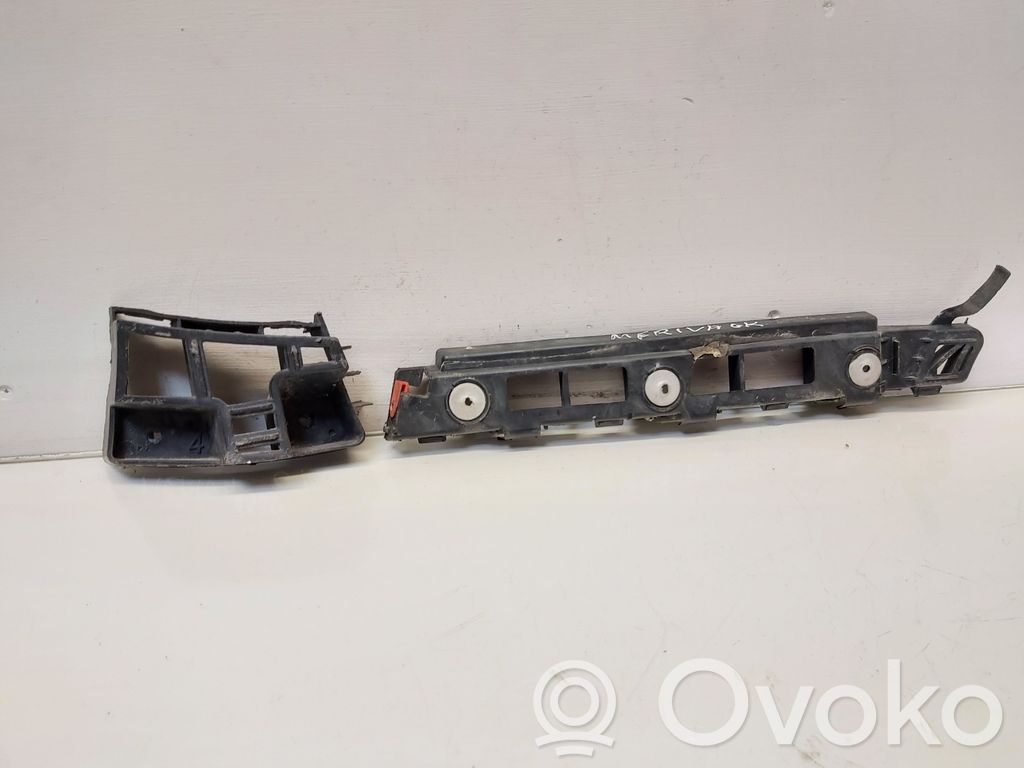 Opel Meriva B Soporte de montaje del parachoques trasero 