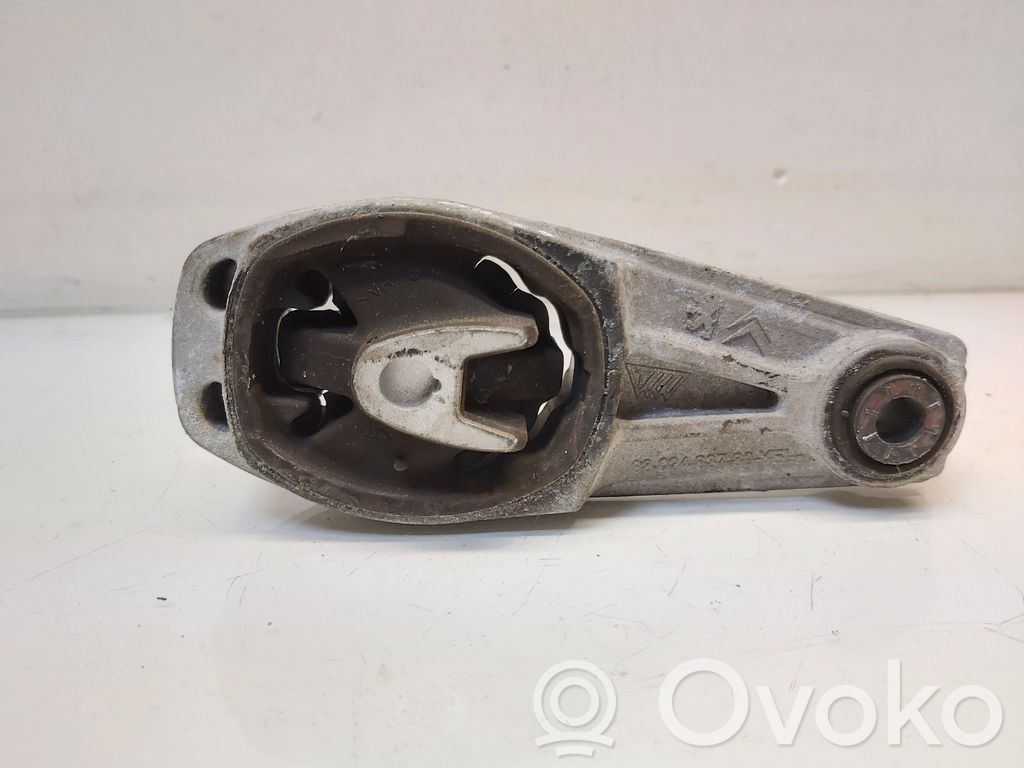 Citroen C4 Cactus Engine mount bracket 