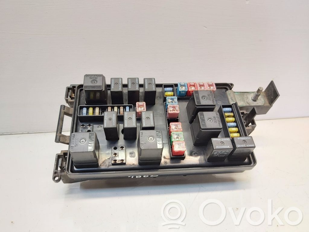 Chrysler 300 - 300C Fuse module 