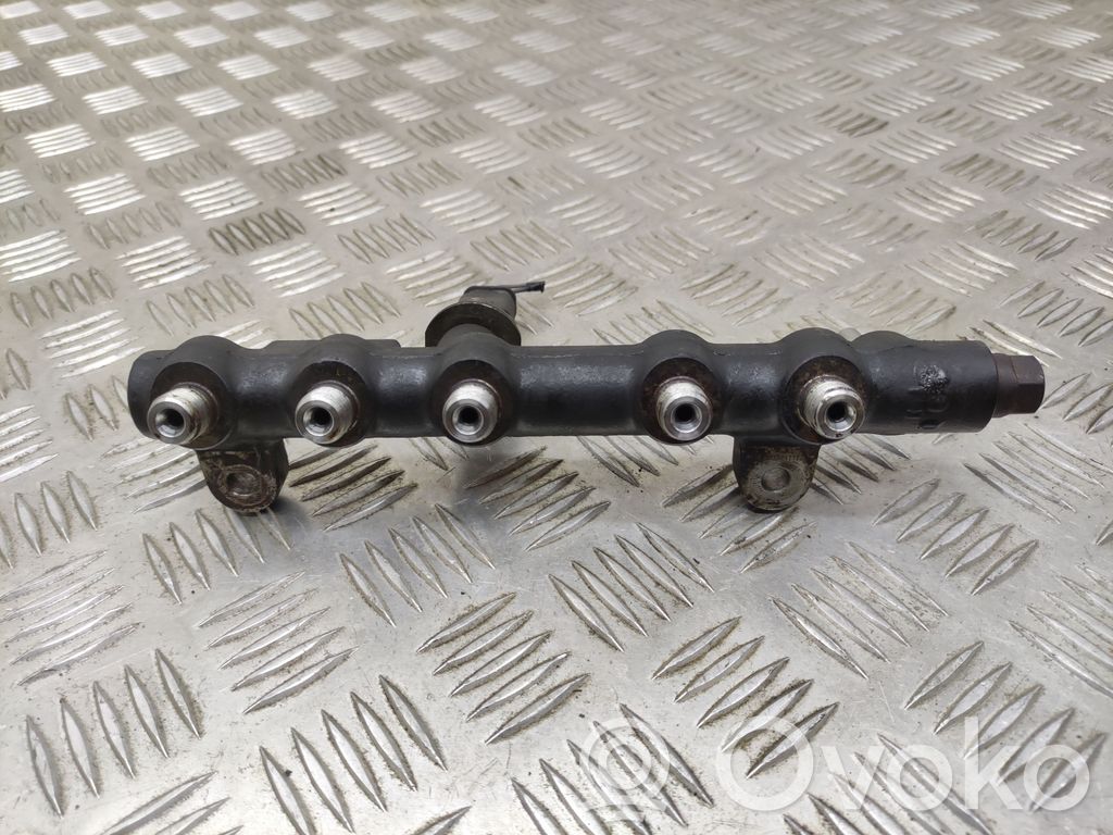 Ford Kuga II Fuel main line pipe 