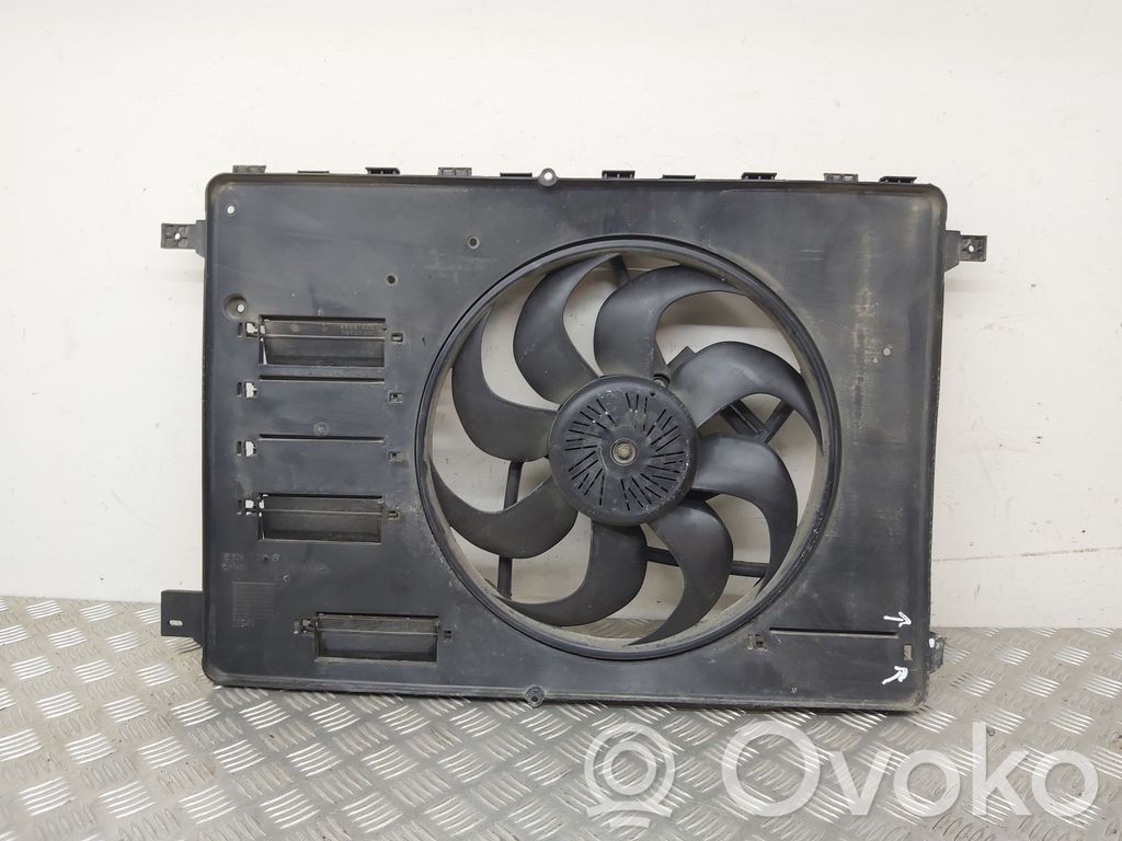 Volvo V70 Elektrisks radiatoru ventilators 