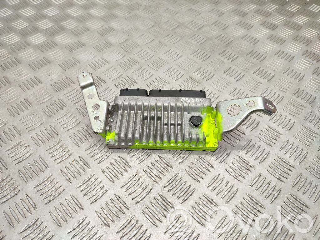 Toyota Yaris Engine control unit/module 